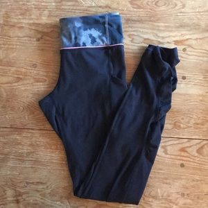 RARE Lululemon Pants 💗